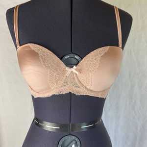 Victorias Secret Dream Angles Adjustable Strap Eve Blush Under Wire Bra Size 32D